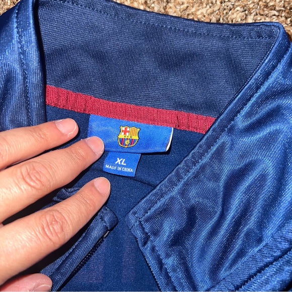 FC Barcelona Navy and Red Jacket - Picture 3 of 5